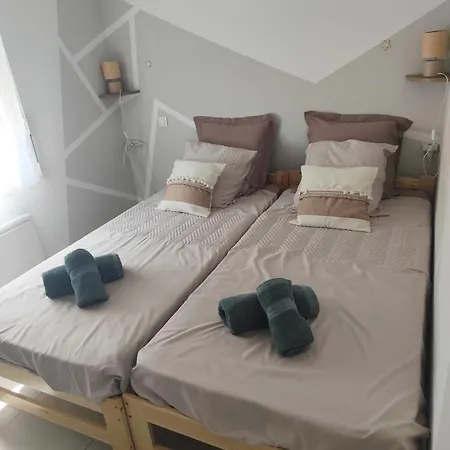Holiday home Un Air De Tendresse Villefranche-de-Lonchat