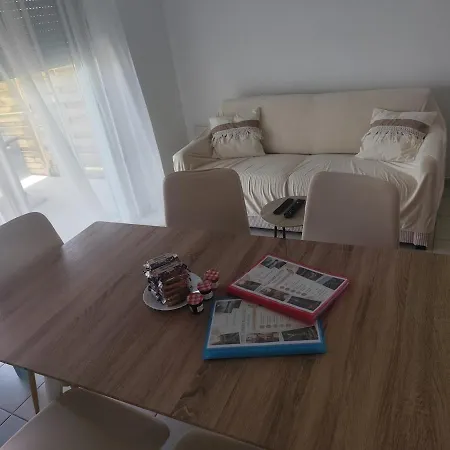Un Air De Tendresse Holiday home Villefranche-de-Lonchat