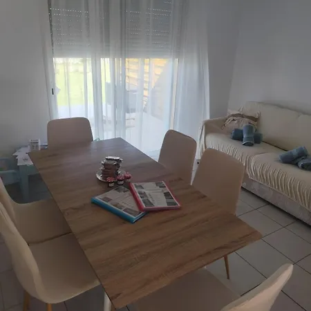 Un Air De Tendresse Holiday home Villefranche-de-Lonchat